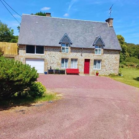 Maison En Pierre Au Milieu Du Bocage Coulouvray-Boisbenâtre エクステリア 写真